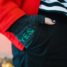Load image into Gallery viewer, YES BAB Charcoal lambswool mittens