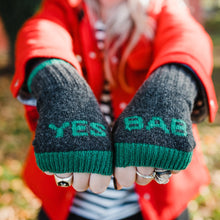Load image into Gallery viewer, YES BAB Charcoal lambswool mittens
