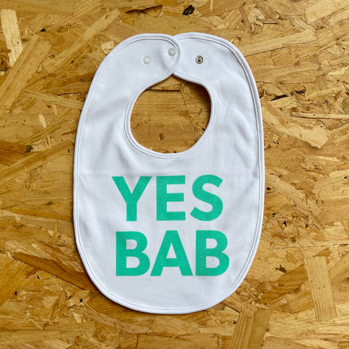 YES BAB organic cotton bib