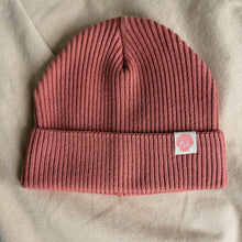 Load image into Gallery viewer, *New!* Chunky rib organic beanie - Dusty Rose